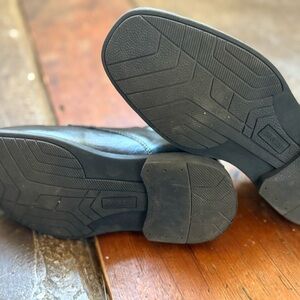 Kids Stacy Adams black shoes. Size 3M. Worn once